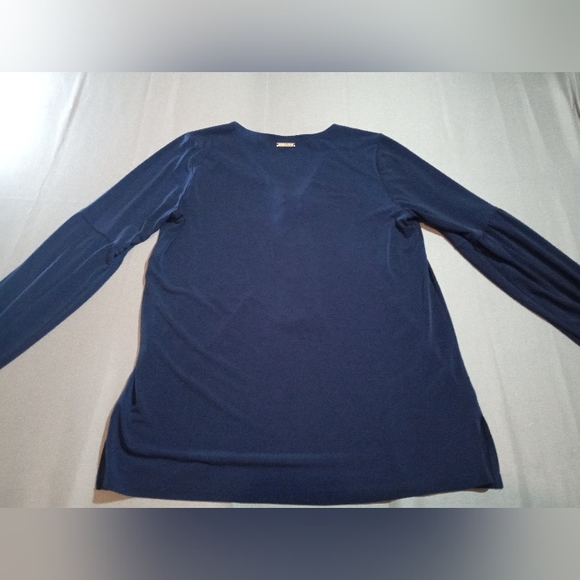 MICHAEL Michael Kors Blue Flowy Long Sleeved V Neck Top Blouse 🌿 Size Small - Picture 2 of 14